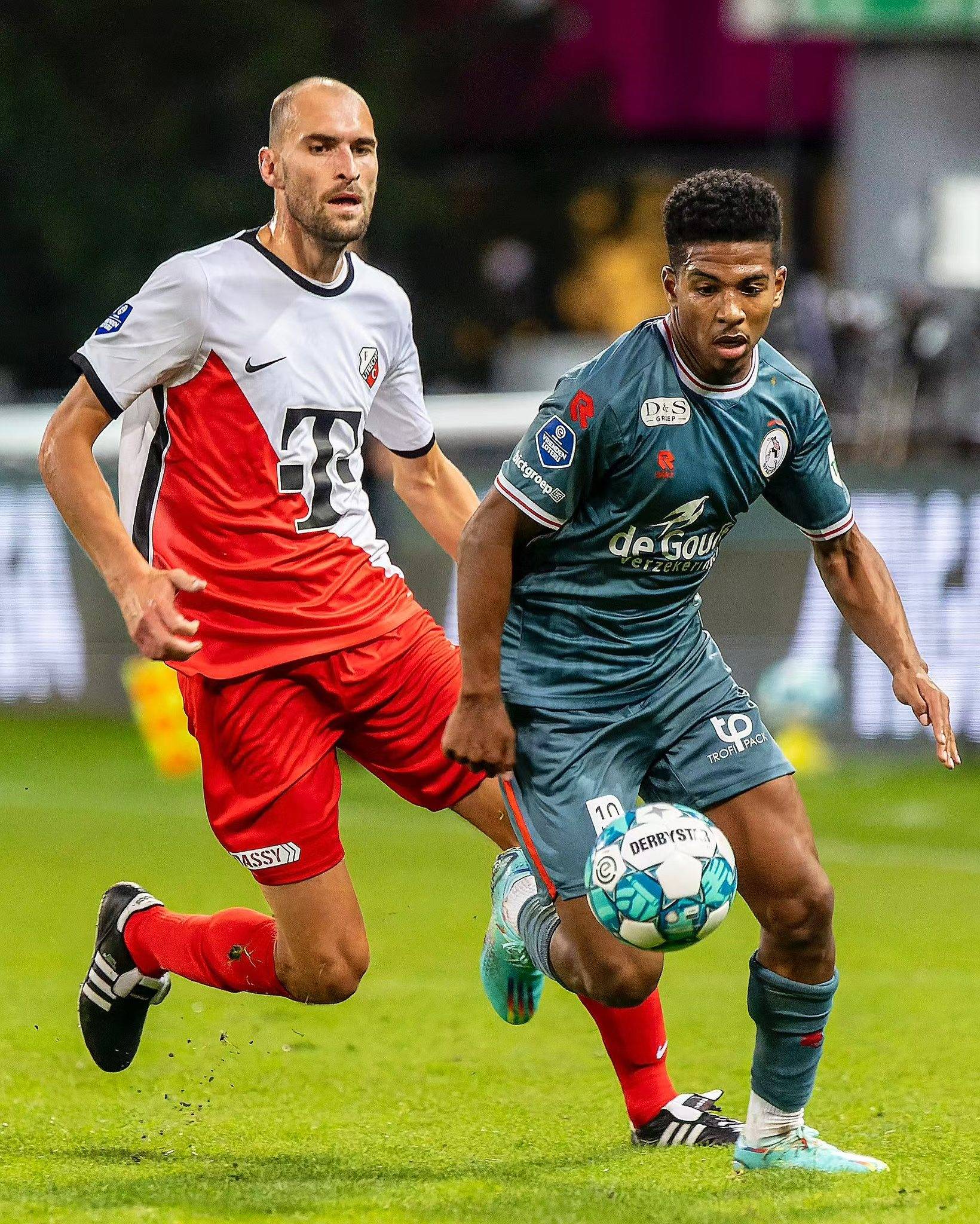 地方政府以 地方政府以