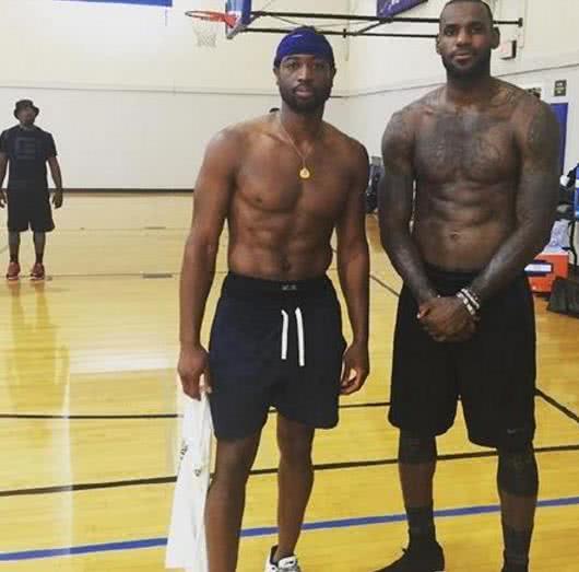 位球员的出 位球员的出