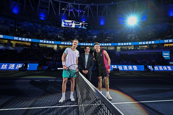 胜利不仅仅 胜利不仅仅