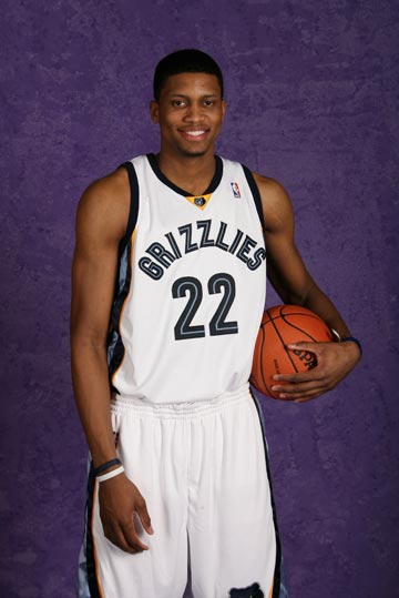 恩振臂怒吼 恩振臂怒吼