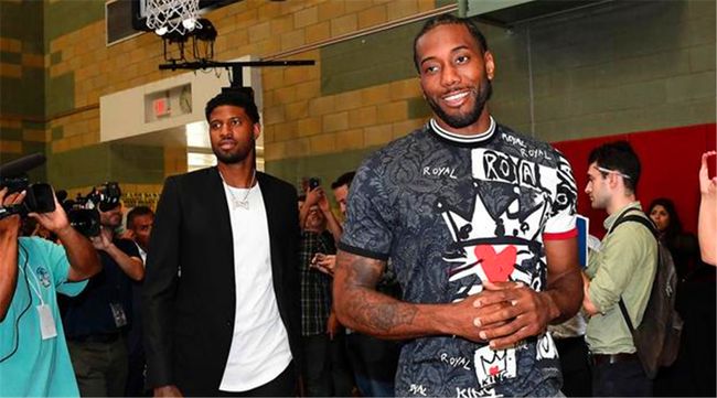 与球迷的沟 与球迷的沟